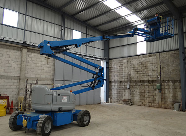 RENTA DE PLATAFORMAS ARTICULADAS